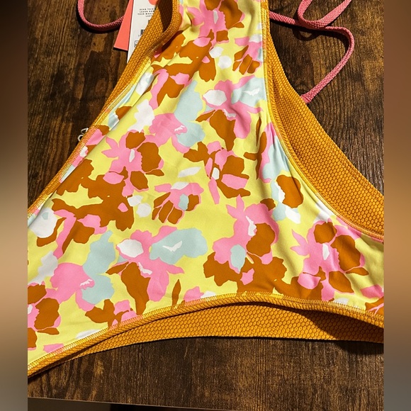 Maaji two piece - brand new! - Picture 4 of 5